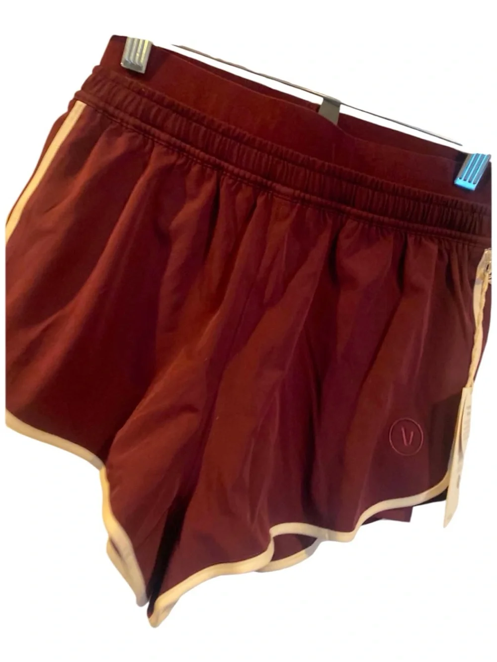 NWT Vuori Luna Piped Short 2” CERISE Size: XS